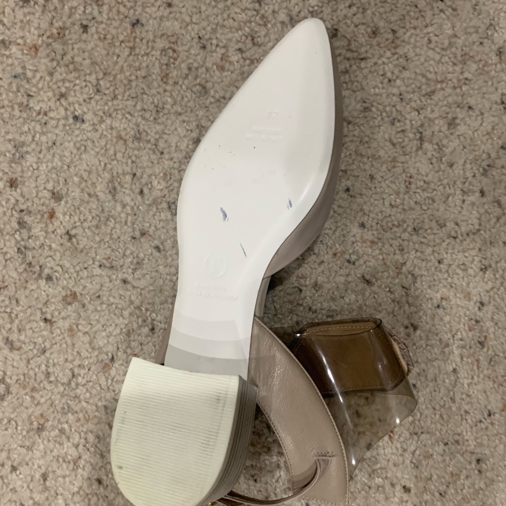 Sandals - Picture 2 of 3